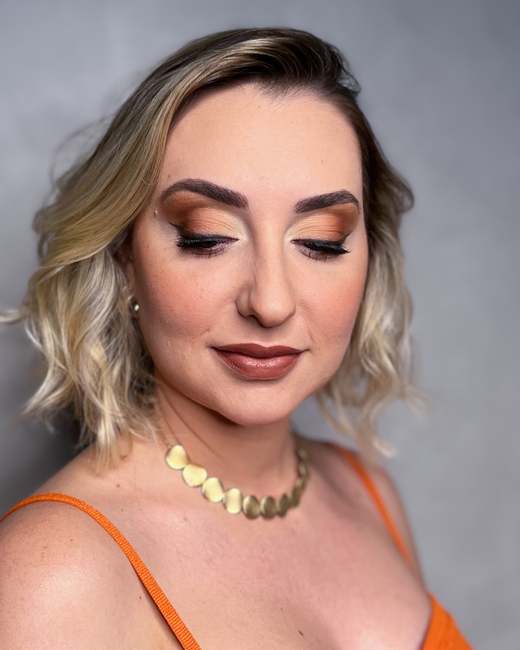 Maquiagem para Mãe da Noiva em Belo Horizonte – Elegância, Emoção e Durabilidade